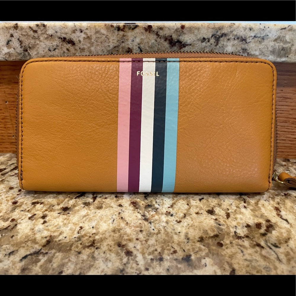 Fossil leather wallet